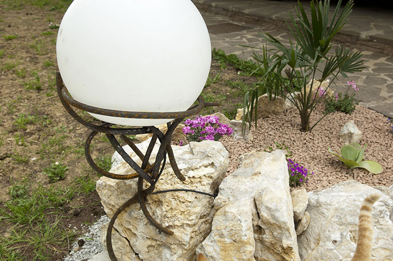 LAMPARA SUELO HIERRO FORJADO