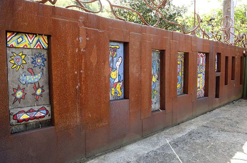 PUERTA DE DISEÑO DE ACERO CORTEN