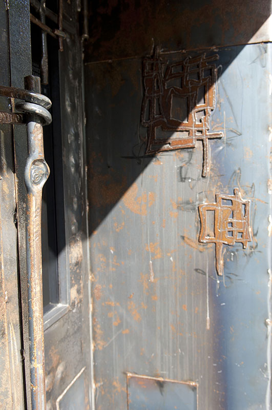 TIRADOR FORJA PUERTA ACERO